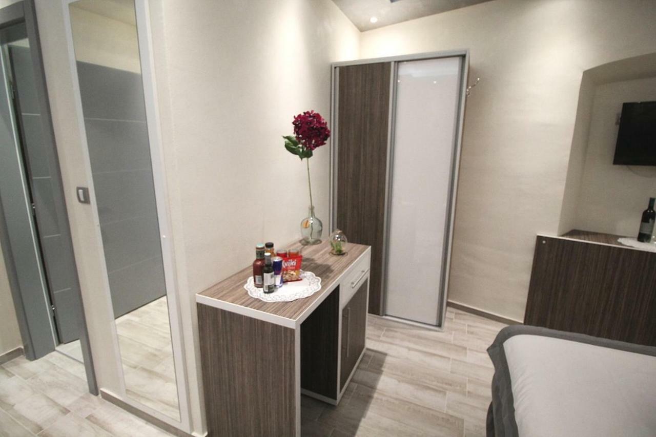 Alessio Premium Rooms Poreč Exterior foto