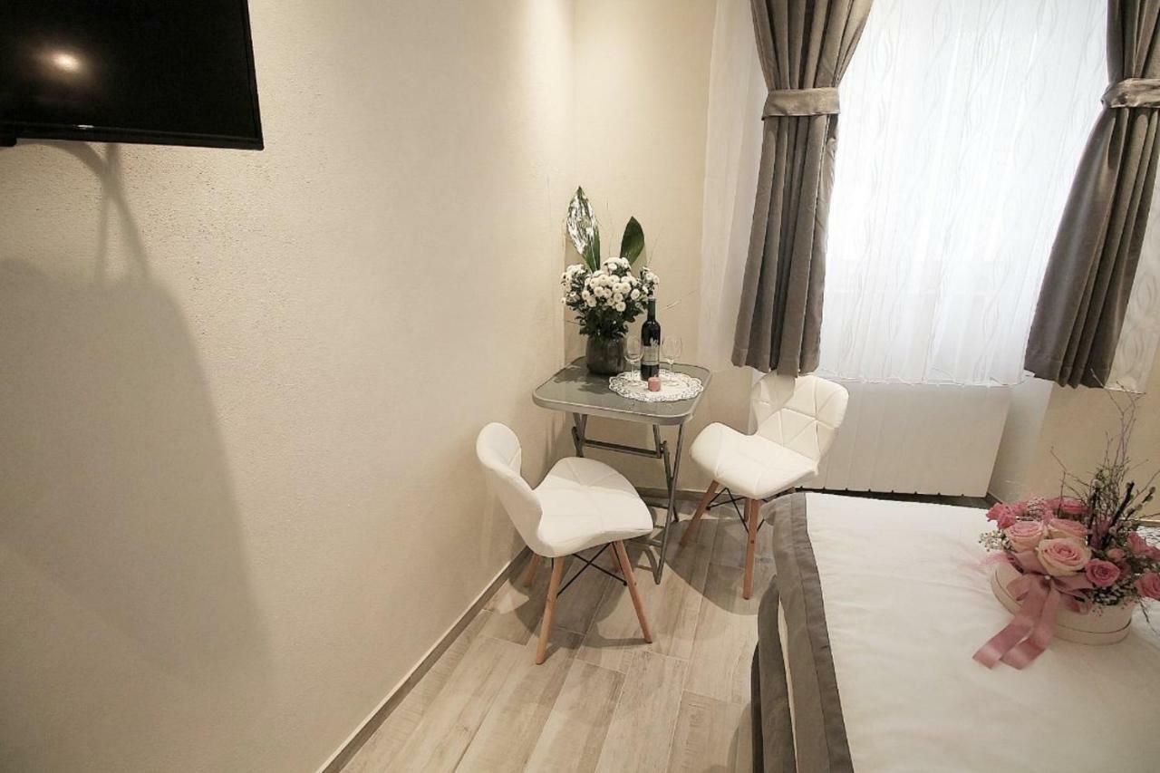 Alessio Premium Rooms Poreč Exterior foto